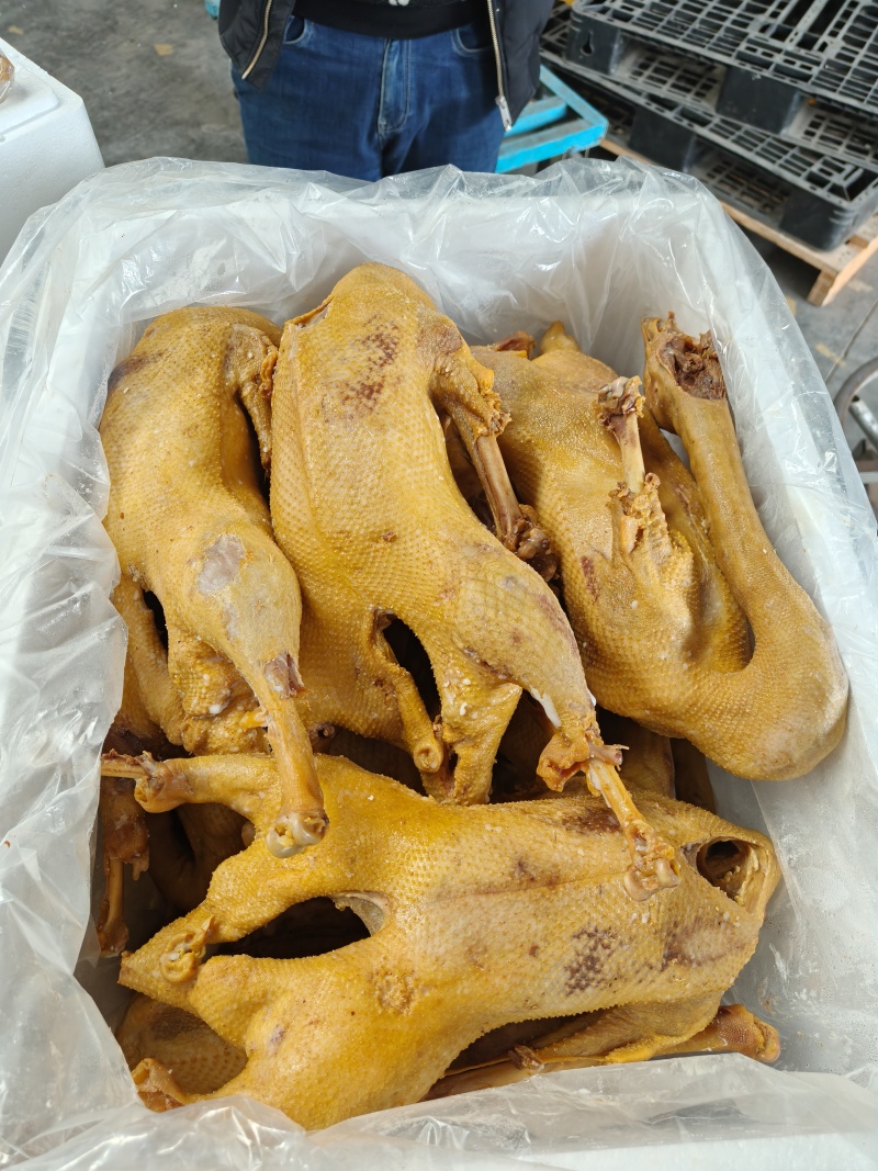 卤鹅
