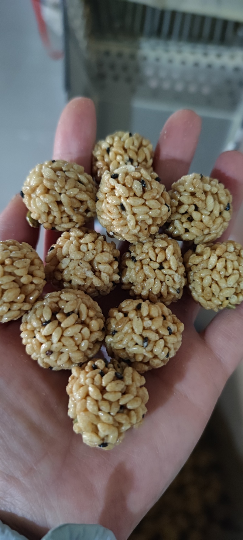 膨化食品山药荞麦球网红零食超市批发零售一件代发