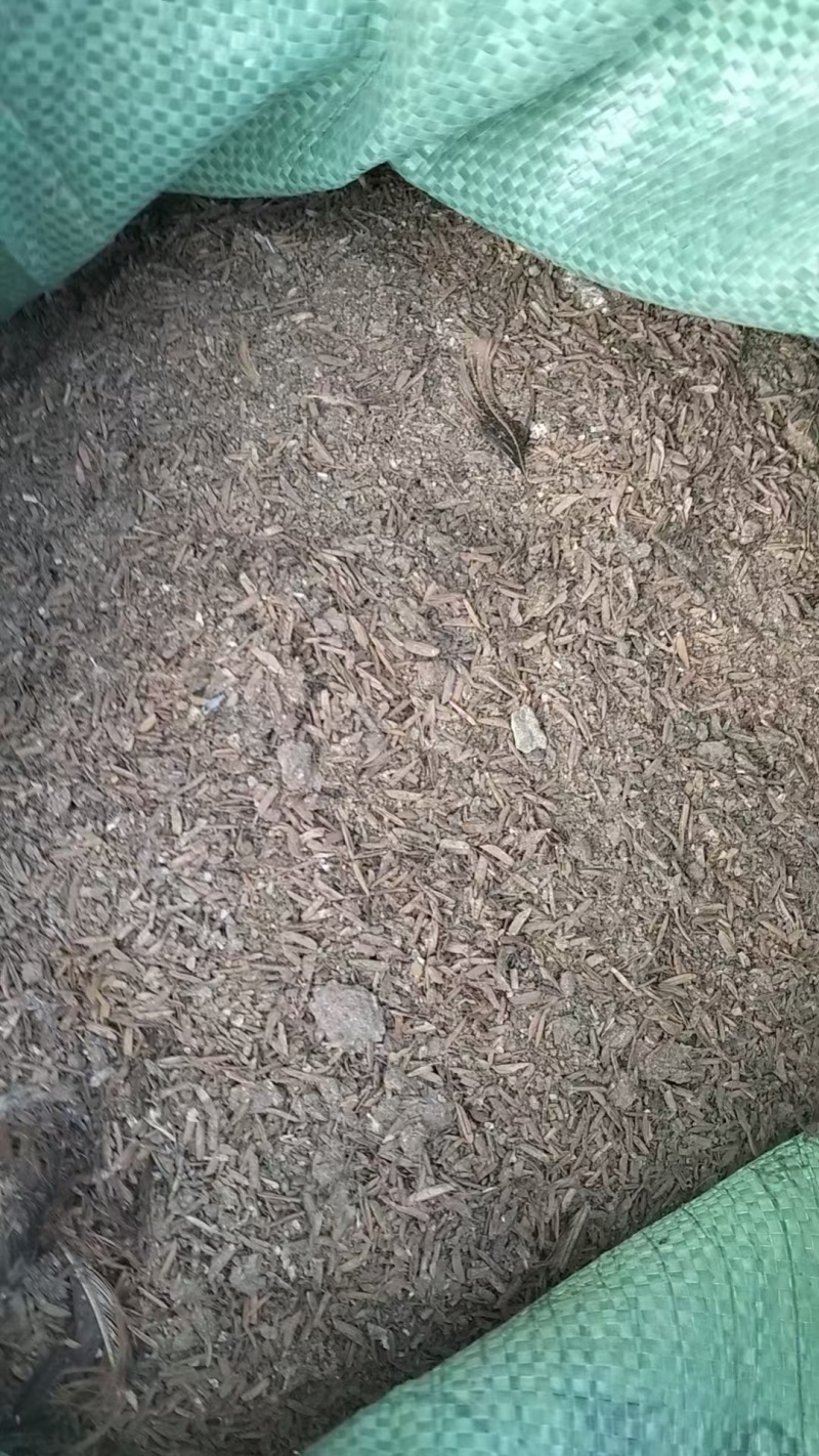 稻壳鸡粪，纯干鸡粪，干湿分离牛粪，有机肥