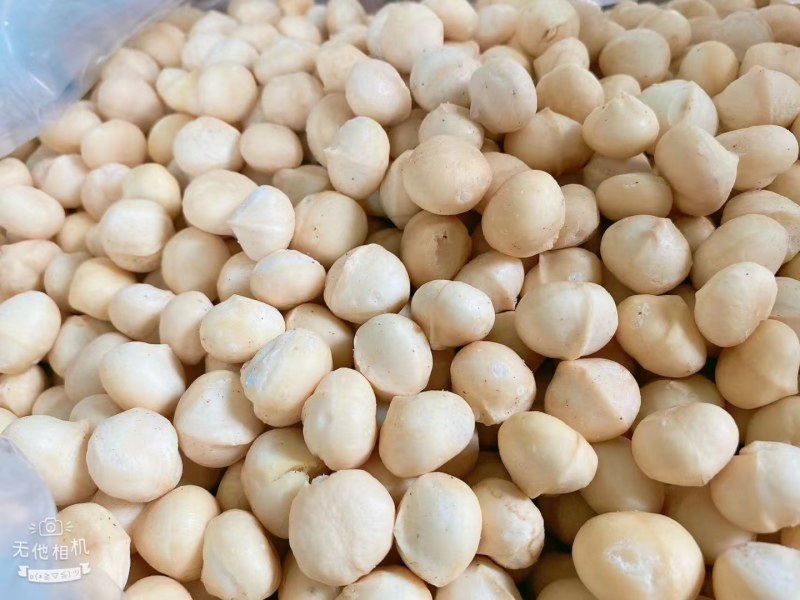 夏威夷果果仁六六大顺（养生菜谱）：夏威夷果，胡萝卜丁，玉