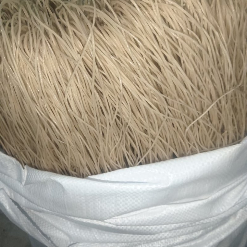 河南新乡红薯粉条厂家直发货源充足欢迎来电咨询