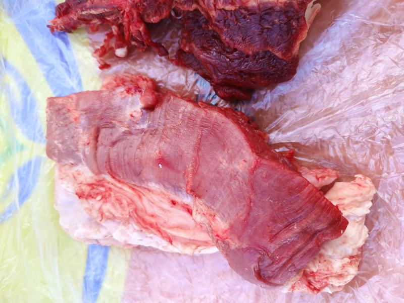 内蒙精品牛肉，货源充足，产地直发，诚信经营，欢迎客商来电
