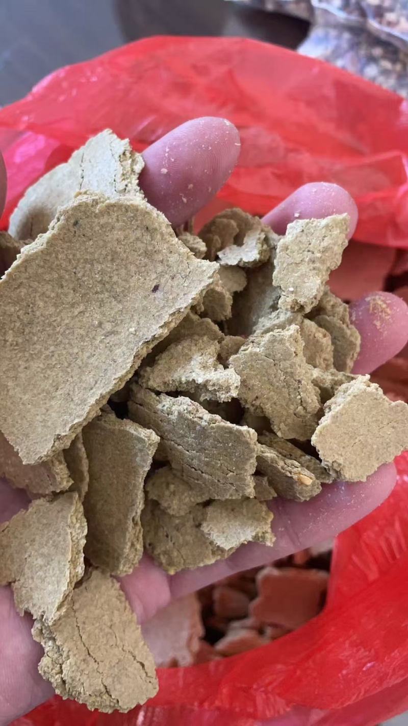豆饼传统工艺挤压的豆饼适合牛羊养殖使用也可充当有机肥上地