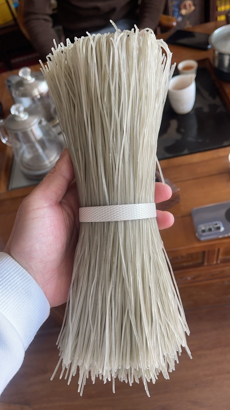 可做出口，红薯粉条5斤，10斤，30斤袋装
