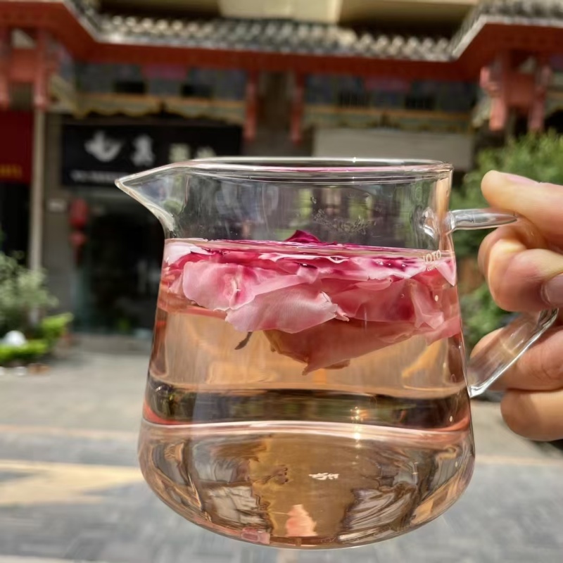 墨红玫瑰现货2025年的新花颜色好，花朵大，