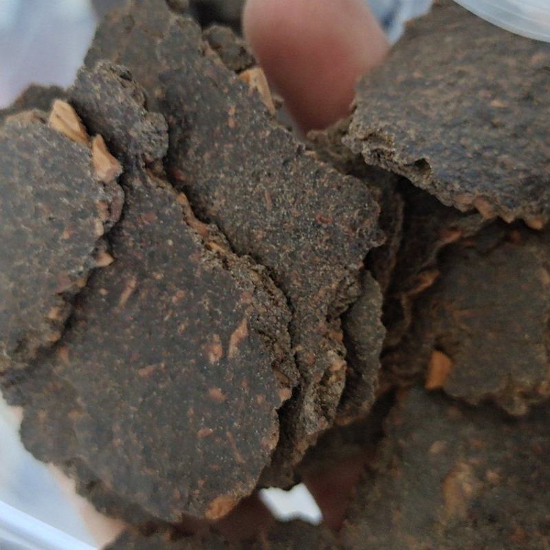 带壳核桃饼，欢迎大小养殖场，经销商合作，全国发货
