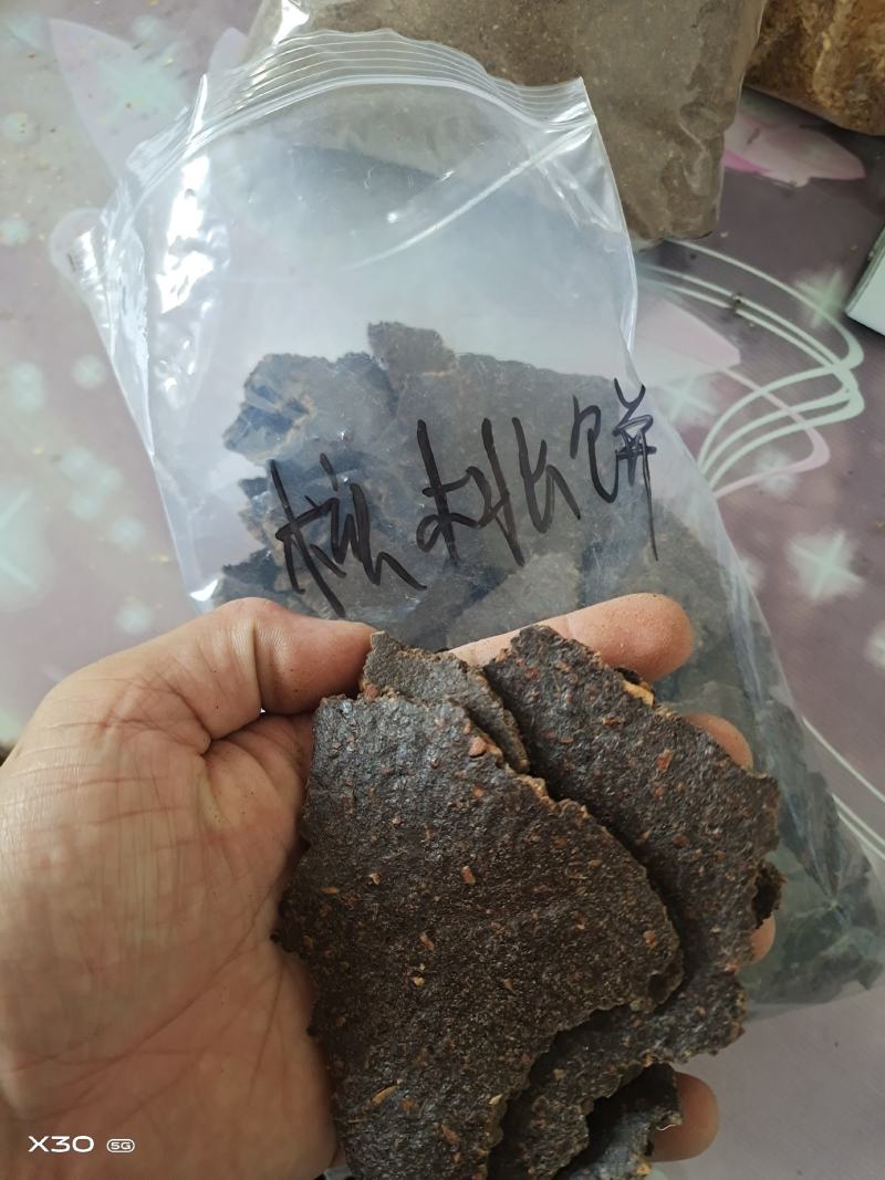 带壳核桃饼，欢迎大小养殖场，经销商合作，全国发货