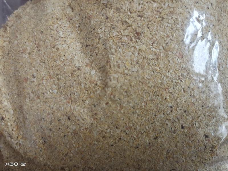 玉米次粉，玉米面下脚料，代替玉米，性价比高，价格低。