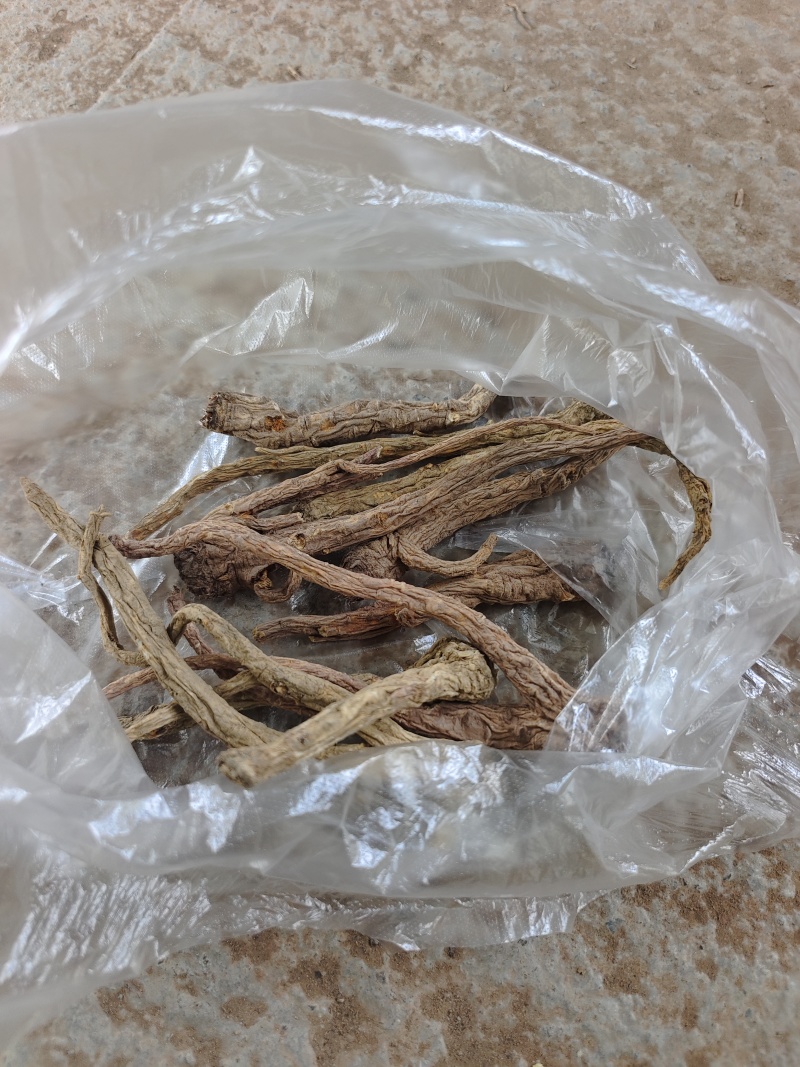 重庆干前胡，两吨起批，产地直供，品质保证。