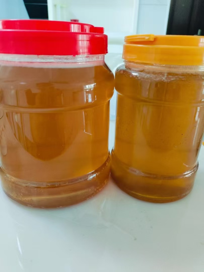 土蜂蜜波美度达到41点蜂蜜含糖量达到80%含水17%