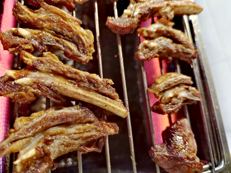 2斤装烧烤羊排生制食材。烧烤夜市排档饭店食材商用批发
