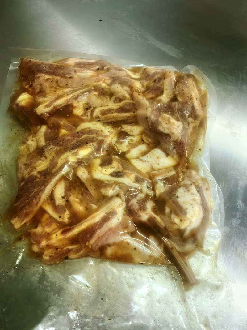 2斤装烧烤羊排生制食材。烧烤夜市排档饭店食材商用批发
