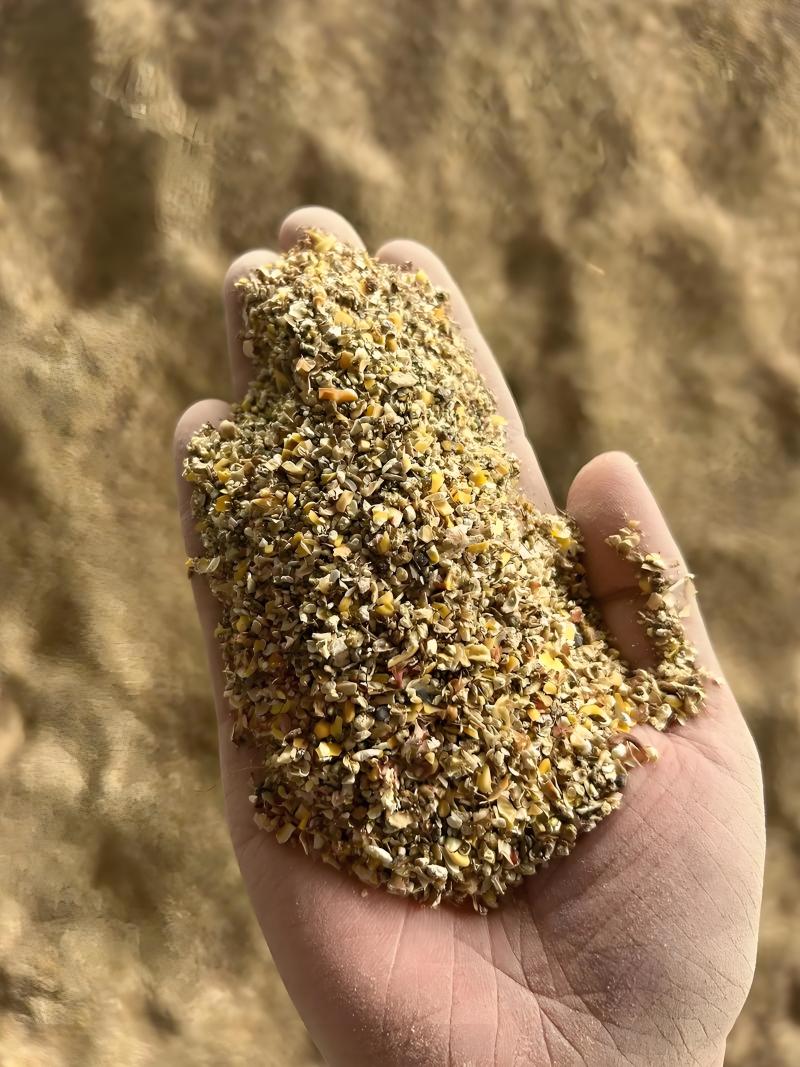 精选玉米芯货源充足甄选云南玉米芯秸秆颗粒
