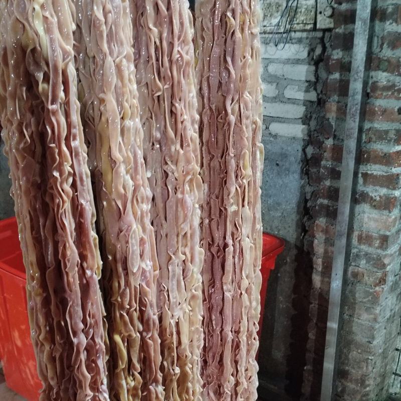 鲜鸭肠大量有货，可以定做，鲜冻都行