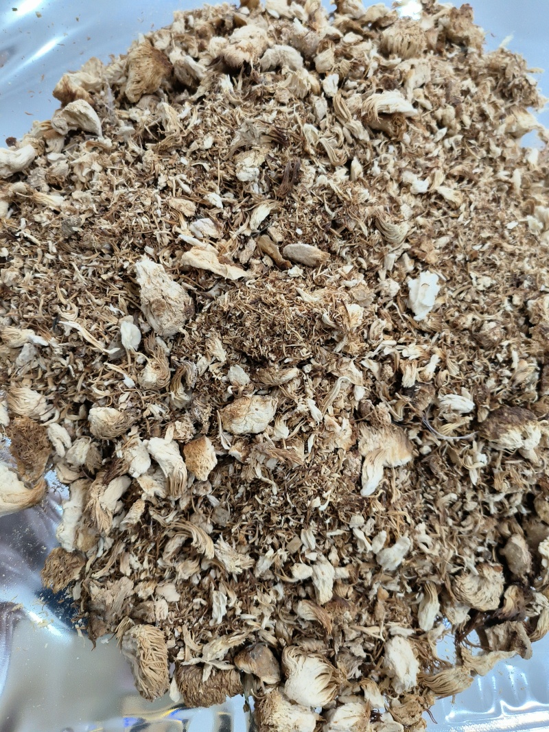 东北特产猴头菇食用菌碎块碎沫猴头菇净重无干燥剂包邮