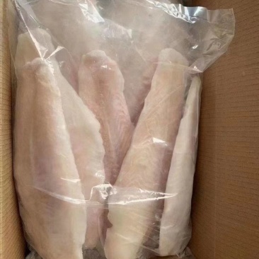 巴沙鱼柳，规格一斤一片，一箱20片，半斤一斤，40片一箱
