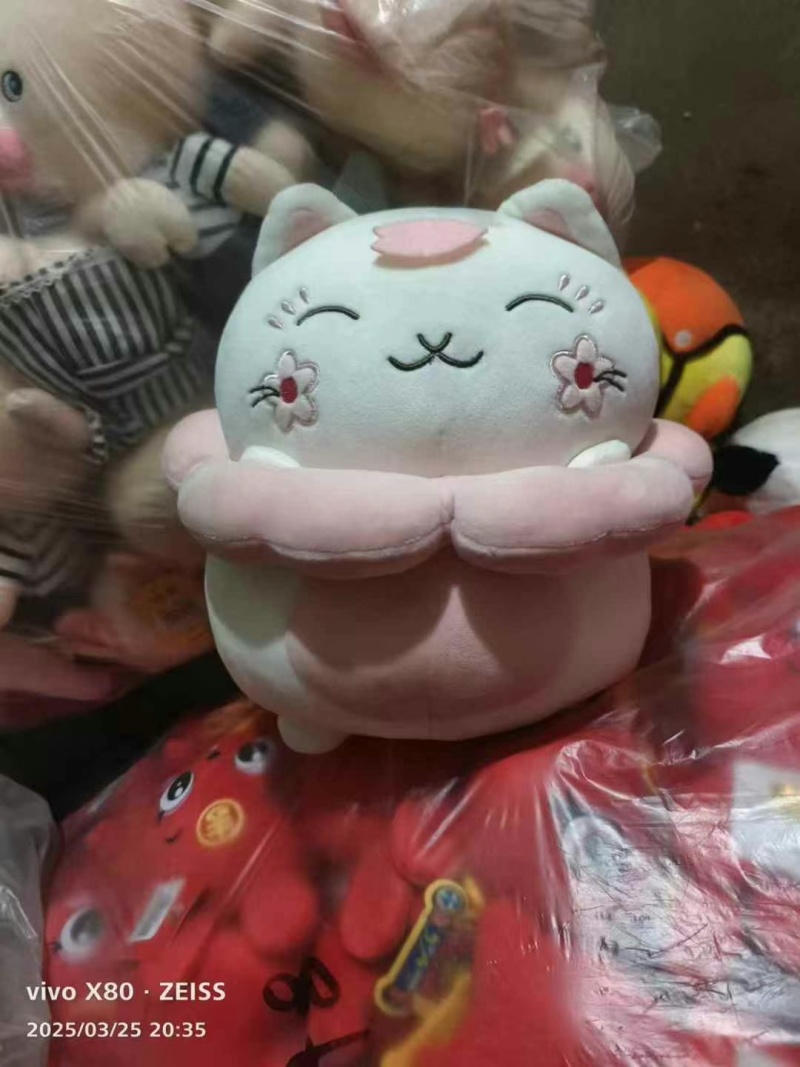 毛绒玩具娃娃3元/个