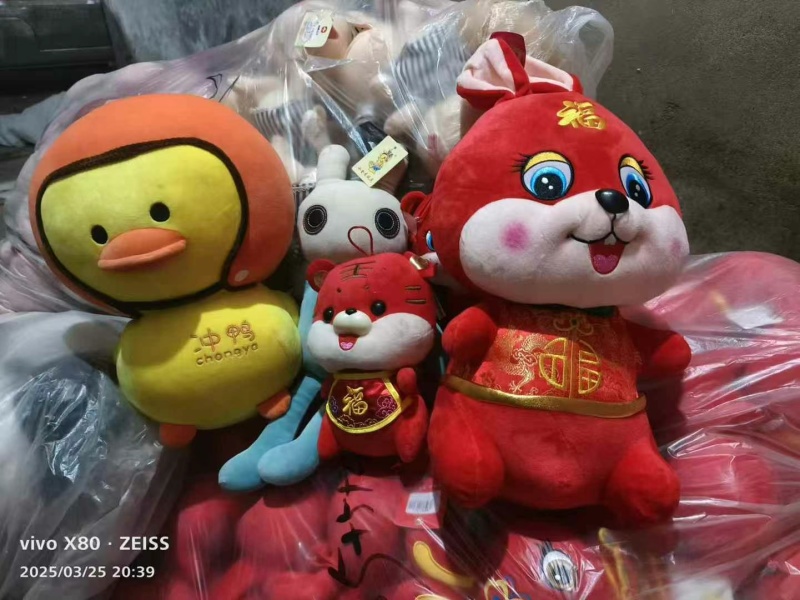 毛绒玩具娃娃3元/个