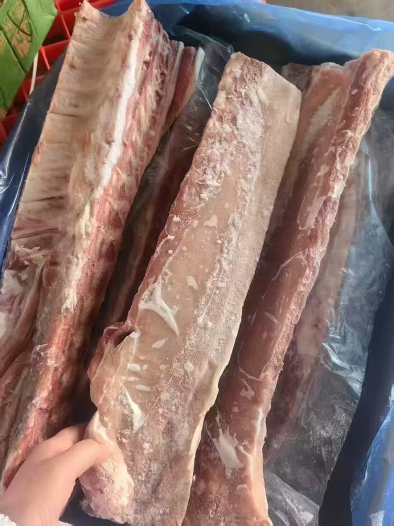 满肉猪龙骨