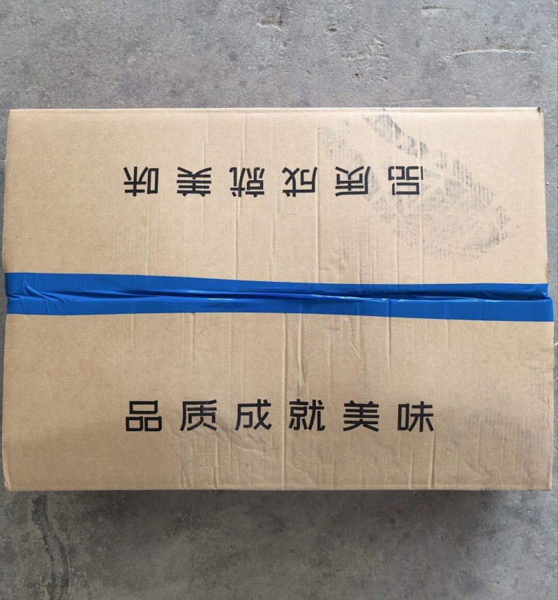 虎皮凤爪昊林大号40-45克，色泽金黄，出称高