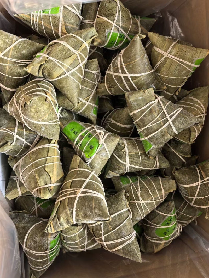 传统滋味纯手工粽子软糯香甜不用担心口感10