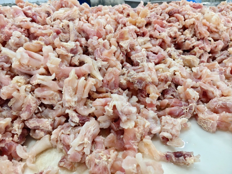 熟牛蹄筋，精修去油去毛，8-9分熟，接近全熟，纯干