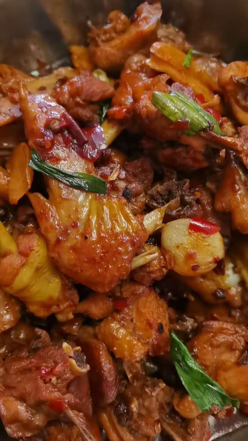 鸡3斤-5斤的，散养粮食鸡