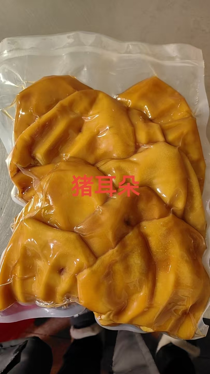 卤味熟食产品包含牛猪鸡鸭