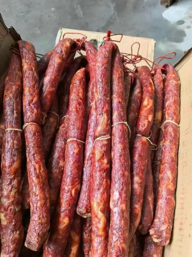纯肉香肠，一件30斤，五香麻辣广味