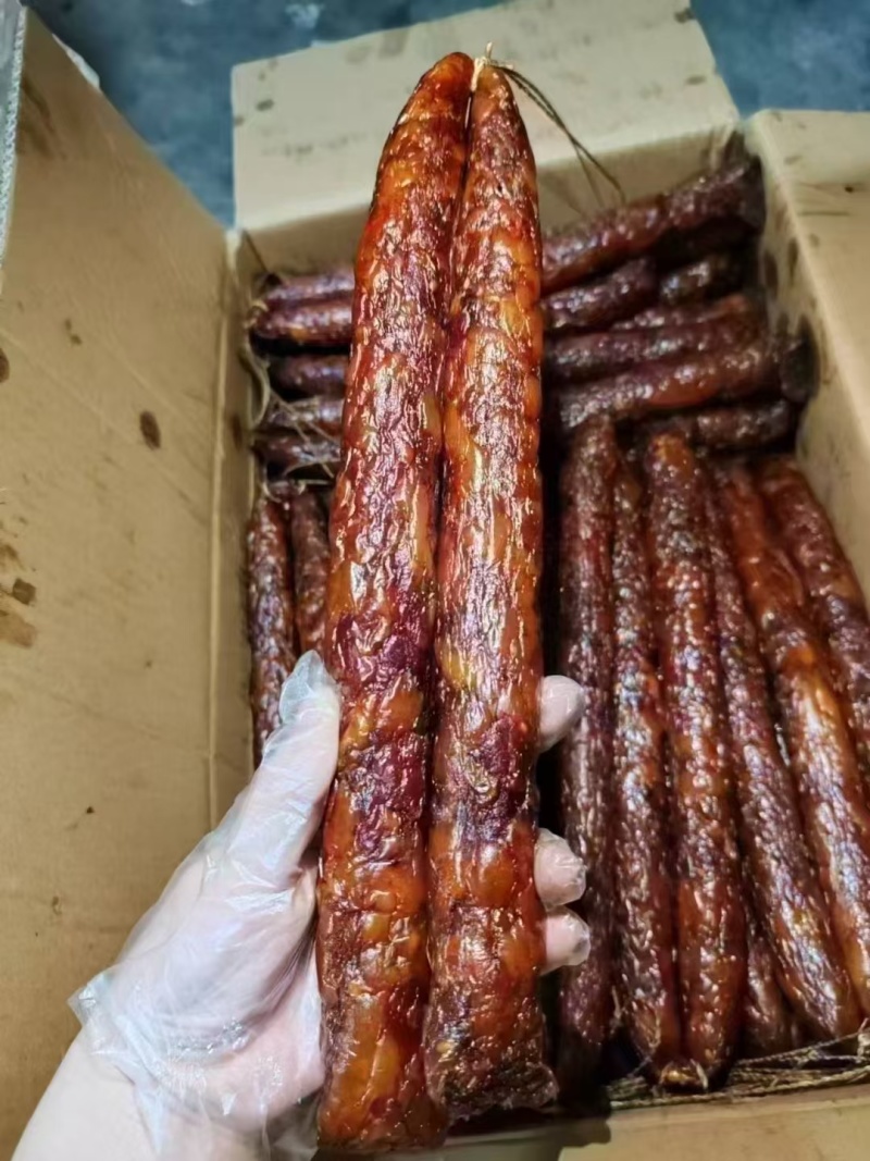 纯肉香肠，一件30斤，五香麻辣广味