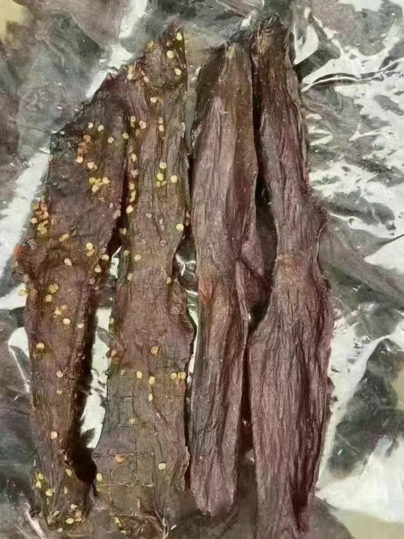 鸭肉风干，五香麻辣，十斤一包