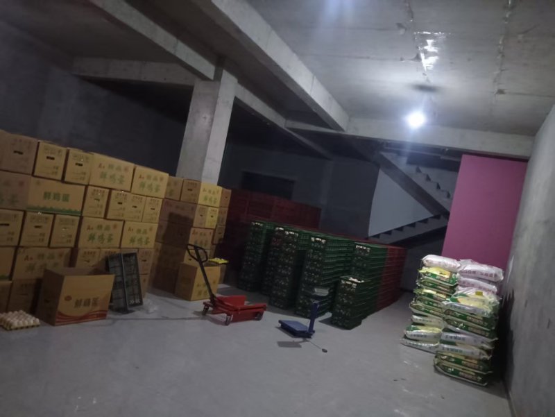 鲜鸡蛋土鸡蛋货源充足价格实惠欢迎自家养殖批发