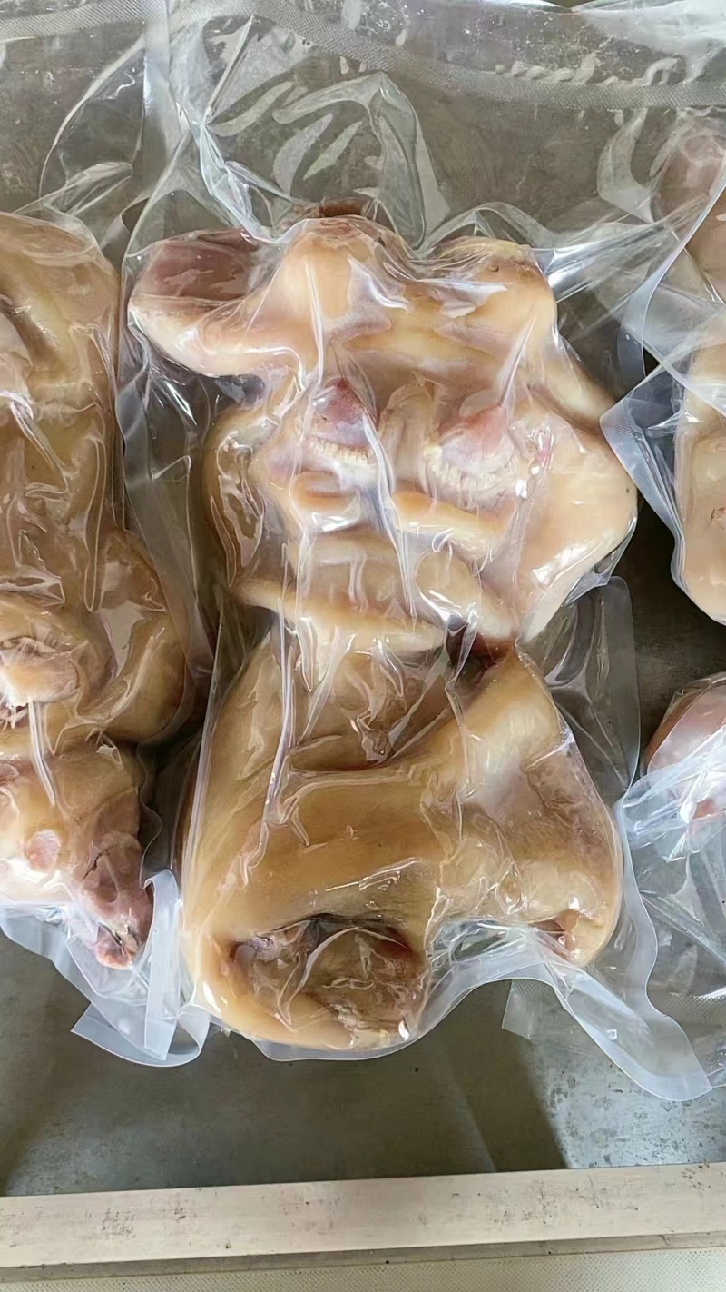 【熟食牛蹄】优质火烧毛全去骨熟牛蹄，优质货源可视频看货