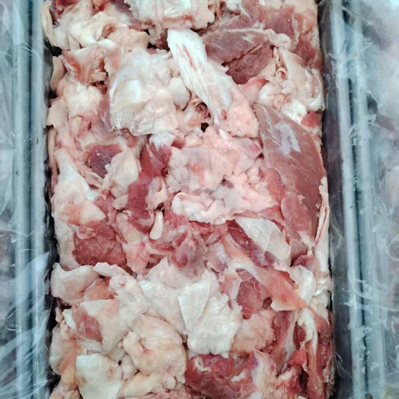 牛碎筋，纯干货，筋肉块大，一块十斤，价格便宜