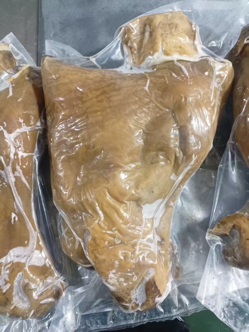 熟牛头肉。全熟牛头肉，纯草地牛头肉，口感好。质量如