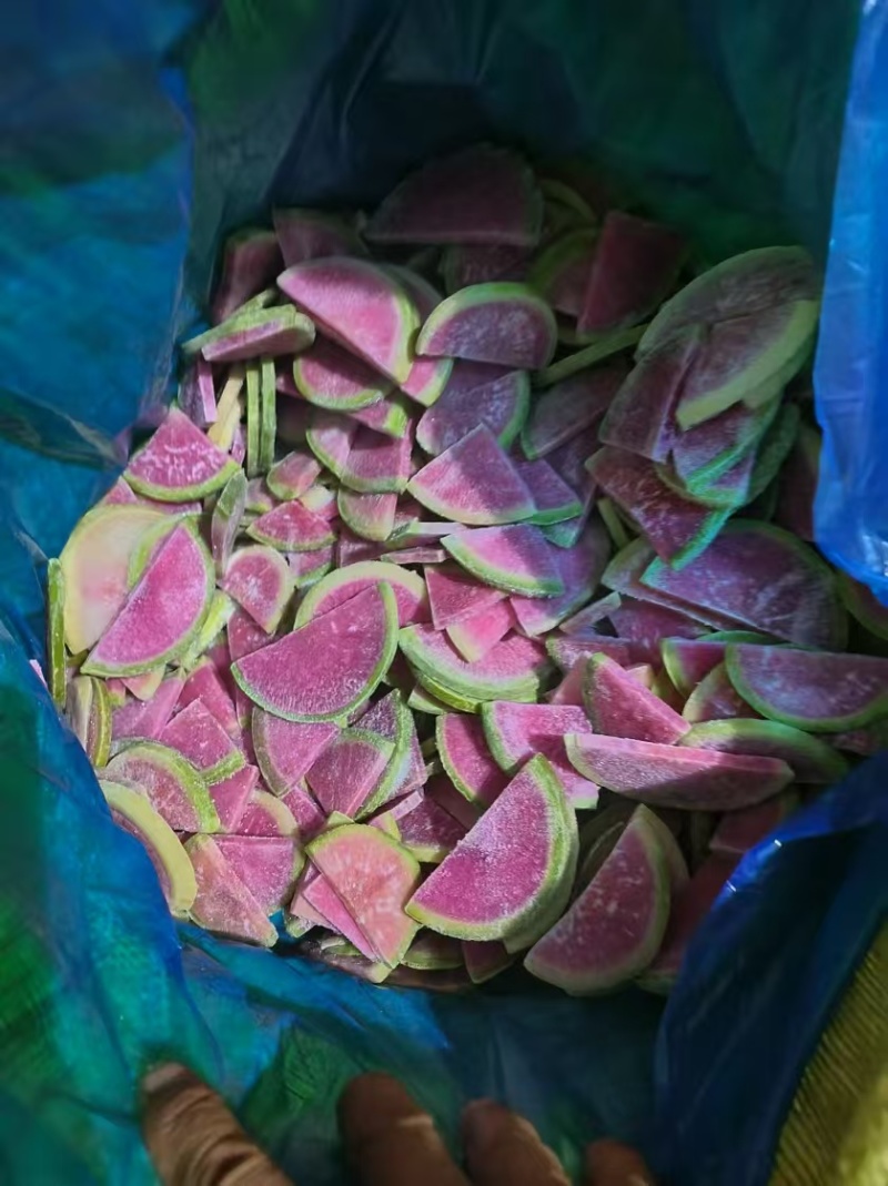 心里美萝卜冻品，颜色好，口感一级，VF油炸