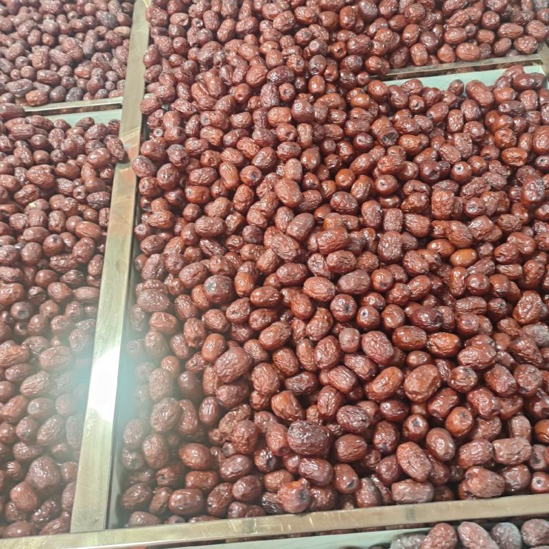 精品若羌灰枣价格美丽量大从优对接各大商超