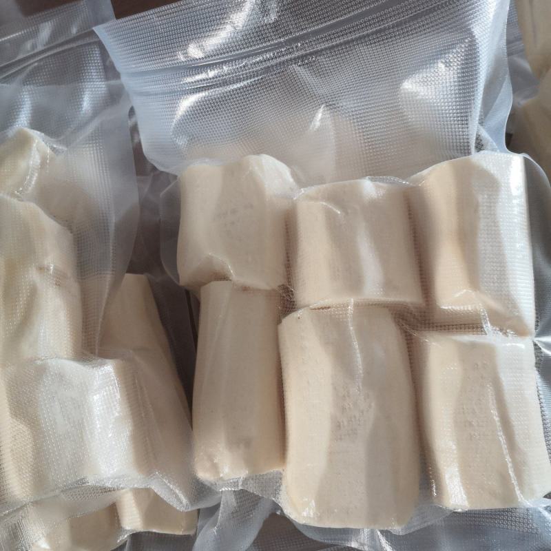 粉粉糯糯的白肉面包木薯