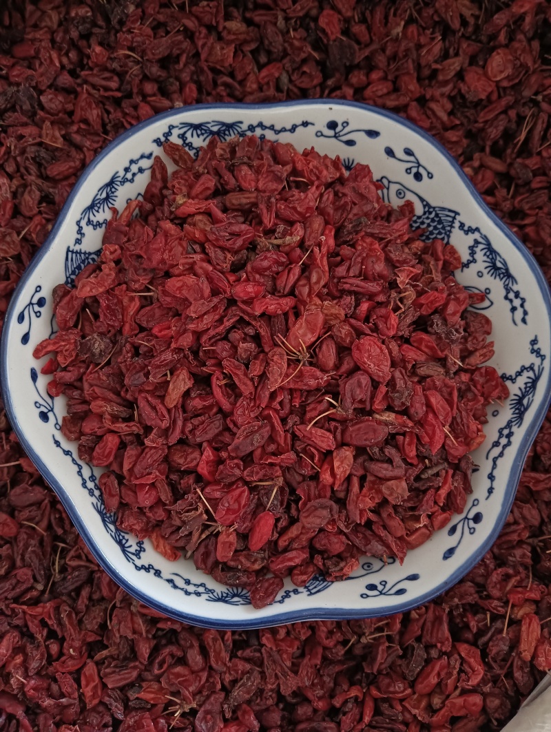 山茱萸山萸肉实物实拍批发各种中药材量大优惠