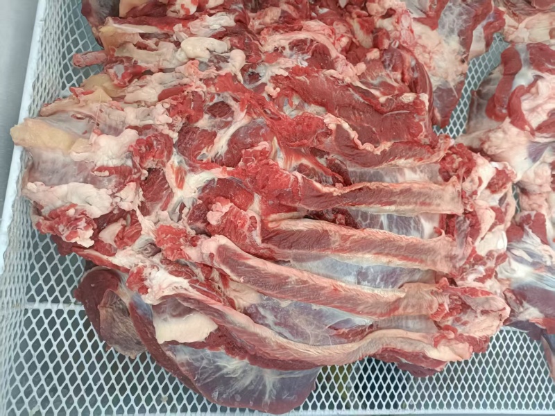 纯内蒙牛肉，统肉，质量嘎嘎好，草饲牛肉，全年大量供应奥。