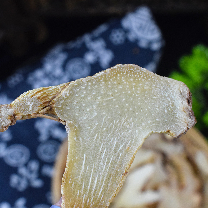 白芨野生中药白芨白芨批发批发价水白芨白芨野生云南中药白芨