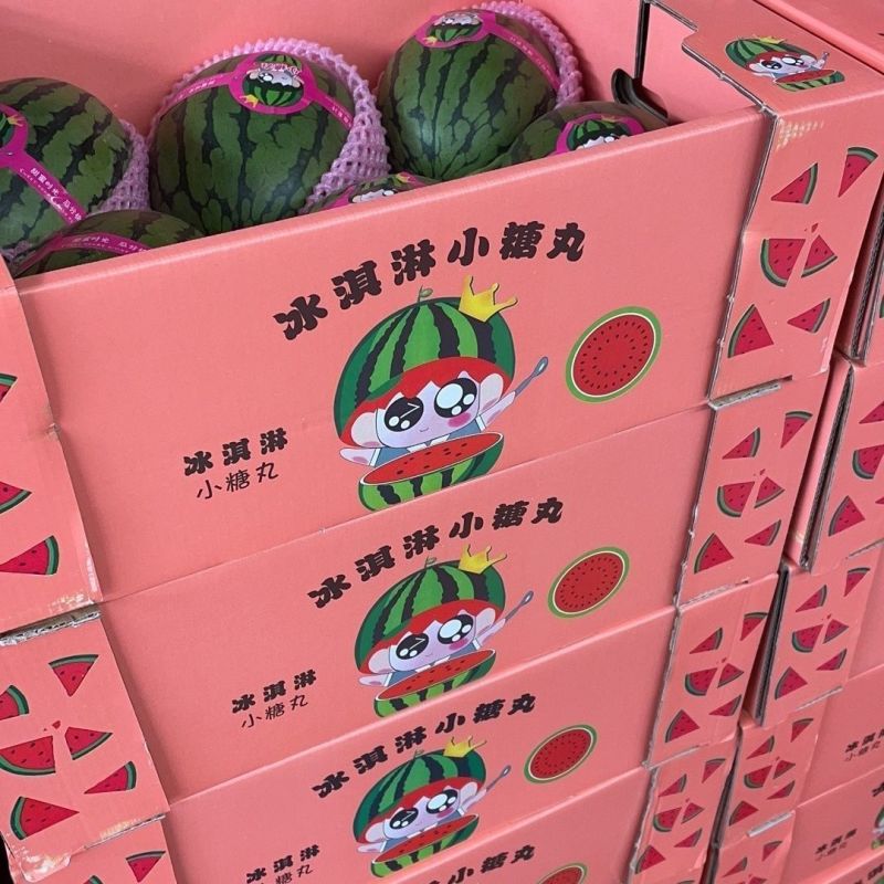 2k西瓜，皮薄，甜度高，个头小，是真正的手掰西瓜。