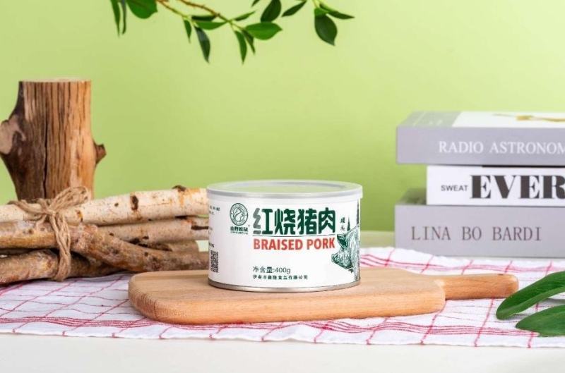 松仁火腿午餐肉，剂防腐剂和激素，保质期三年。