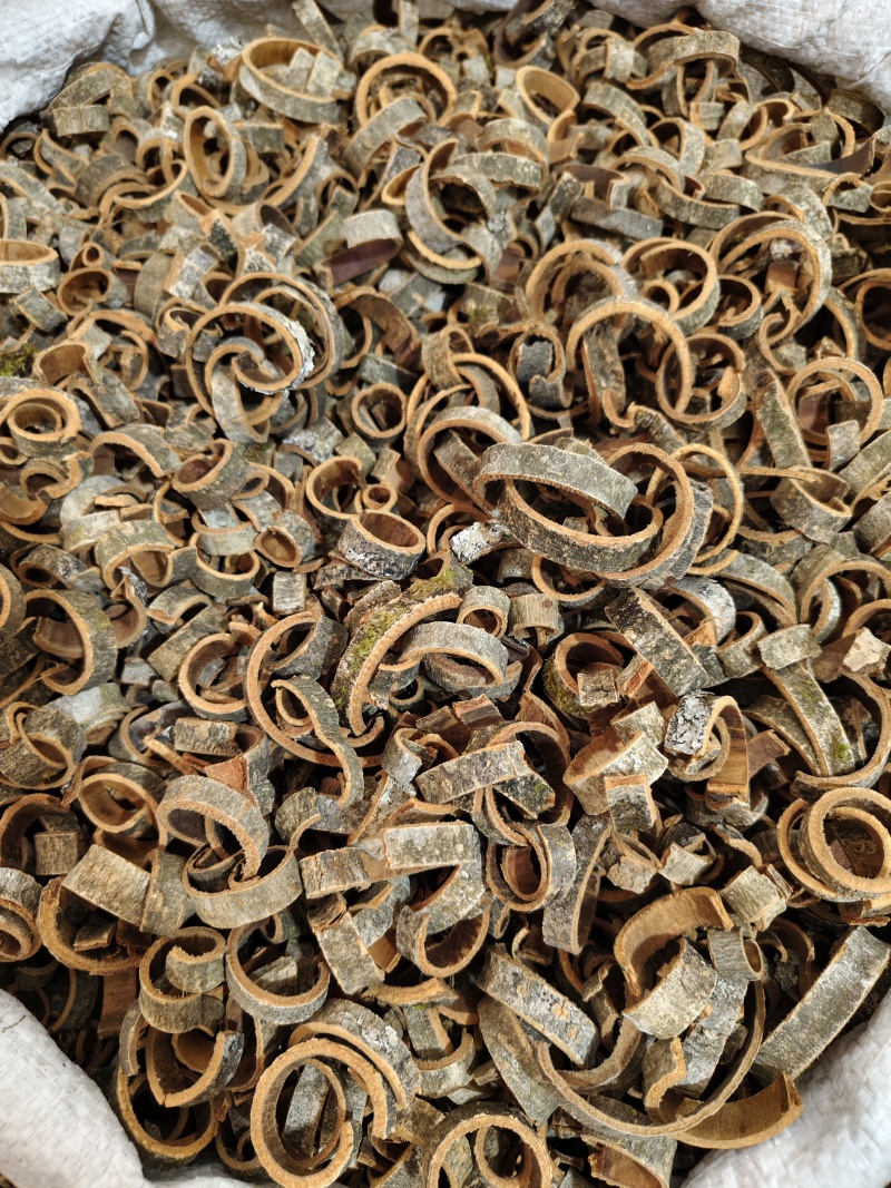 厚朴中药材正宗四川一等品无硫厚朴批发老树川朴去皮油厚