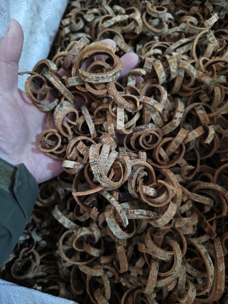 厚朴中药材正宗四川一等品无硫厚朴批发老树川朴去皮油厚