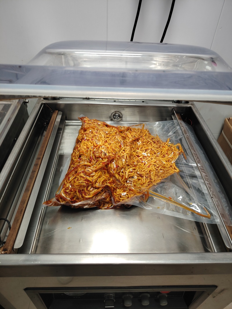 香辣木瓜丝，湖南特产，厂家直发，欢迎各位老板咨询采购