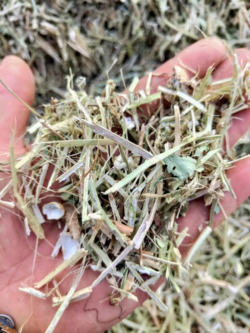 花生秧，对接养殖场，货源充足，全国发货，诚信经营。