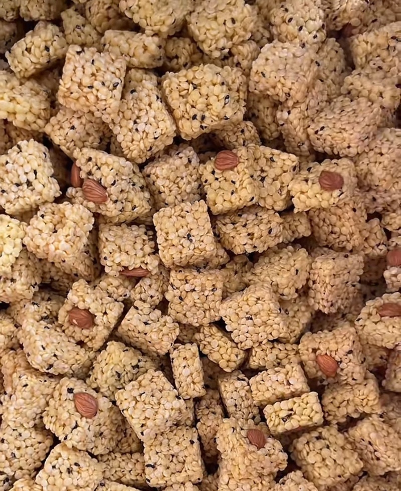 新品山药杏仁酥网红零食商超摆地摊快消品