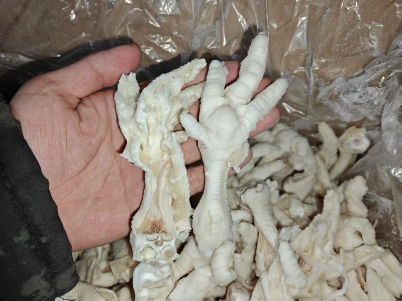 纯干去骨鸡爪，冷库现场实拍，干冰的不是包冰的哦