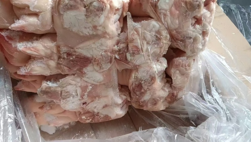 纯干一级母猪蹄，现货四吨左右
